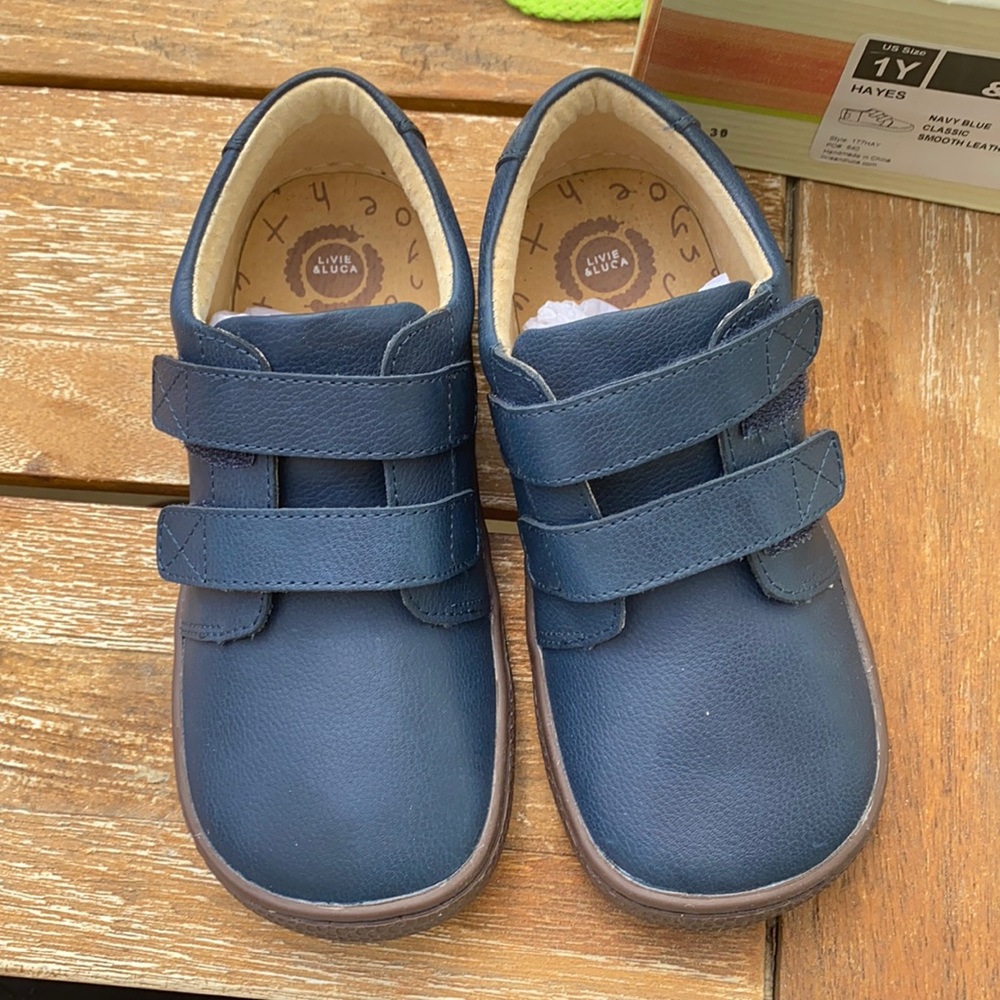 Livie & Luca size 1 navy blue smooth leather